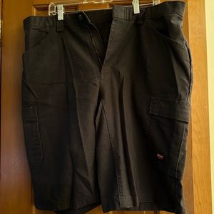 Men’s cargo shorts